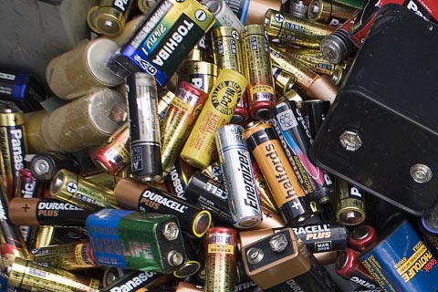兴国龙口收废旧报废电池→上门回收动力电池,三元锂电池回收